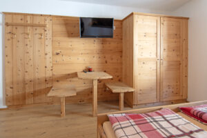 Wiartshof Urlaub auf dem Bauernof Langtaufers Ferienwohnung Heustadl Sitzecke Wiartshof Urlaub auf dem Bauernof Langtaufers Ferienwohnung Heustadl Sitzecke